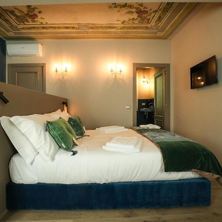 모데나 Sant'Eufemia 30 B&B 외부 사진